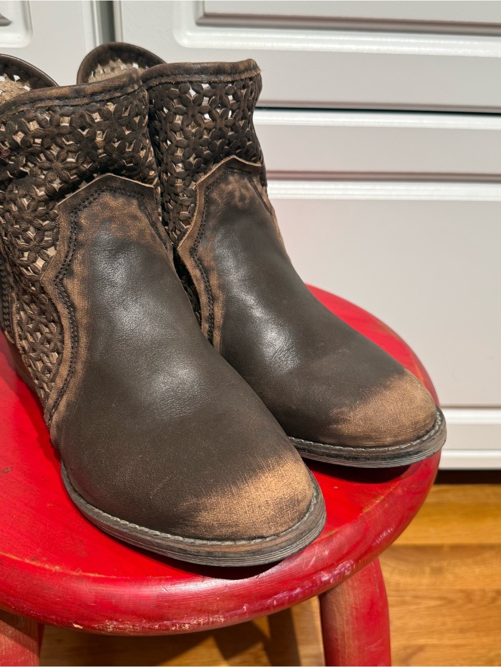 Women's Circle G by Corral Brown Leather Cutout Ankle Boot 8.5 - Picture 12 of 12